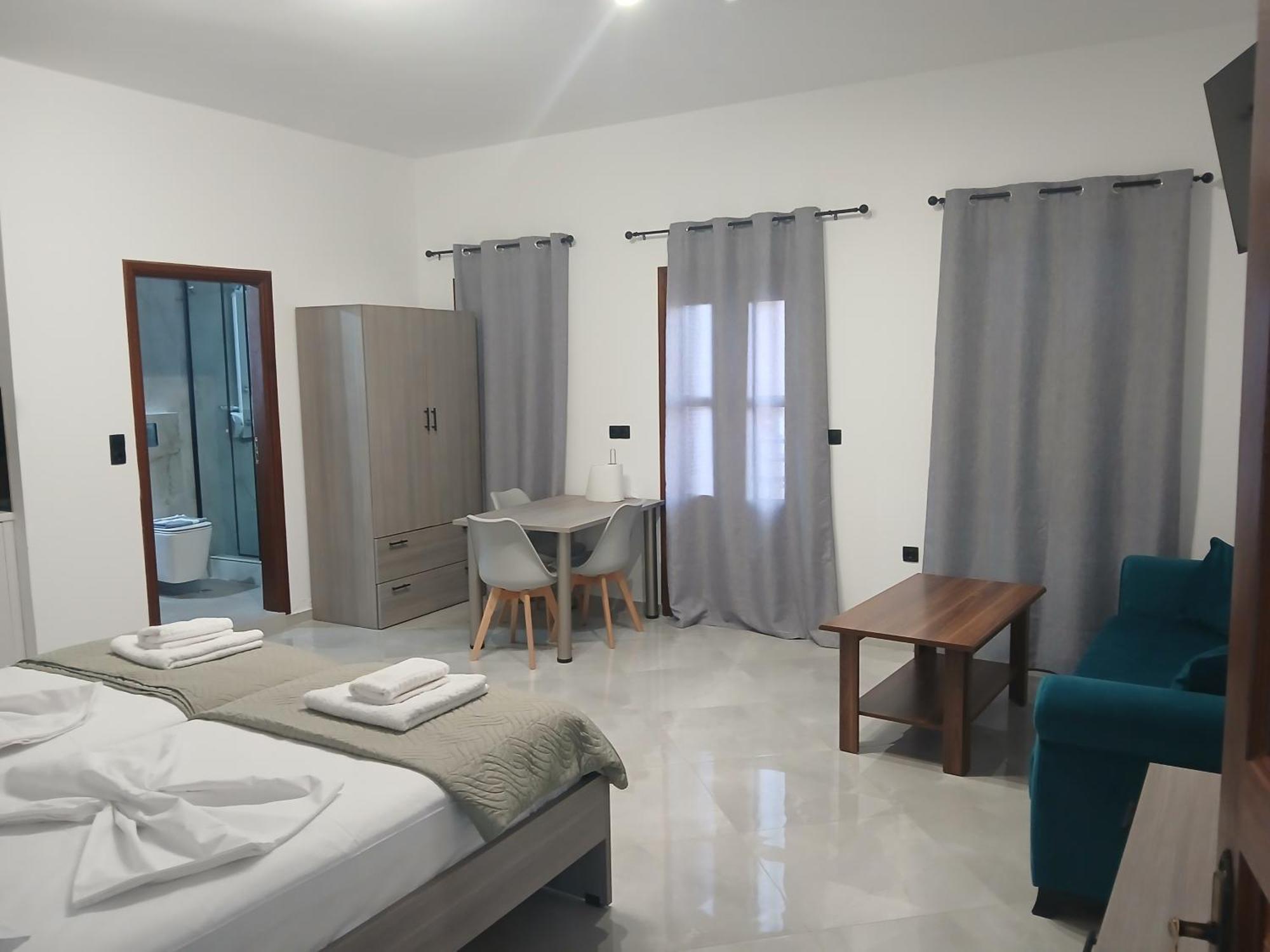 Kastello Apartment Meyísti